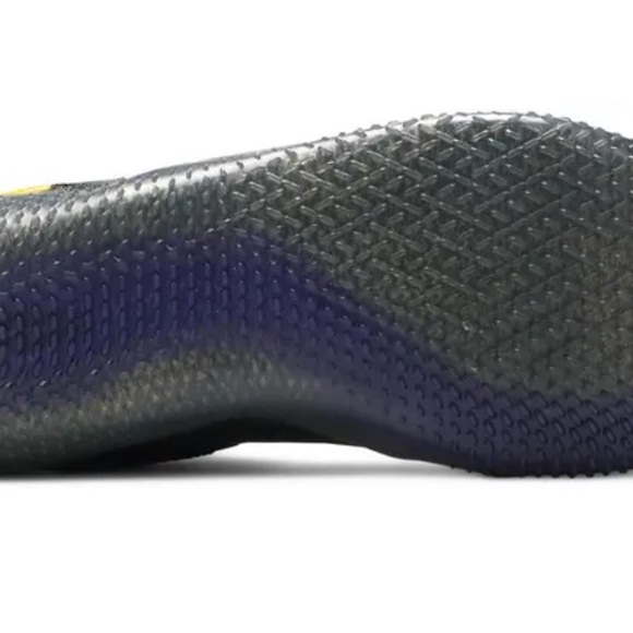 Nike Kobe NXT 360 - Picture 6 of 7